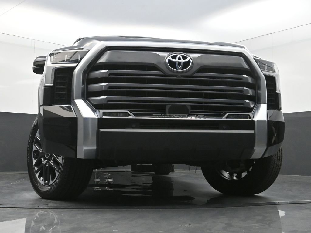 Used 2023 Toyota Tundra Limited AWD/4WD image 29