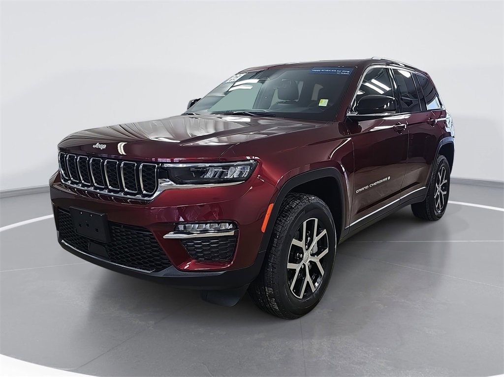 Used 2025 Jeep Grand Cherokee Limited image 9