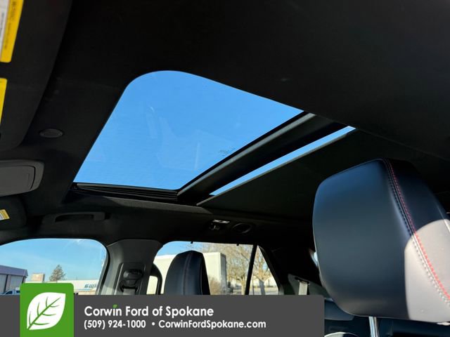 Certified 2025 Ford Explorer ST image 37