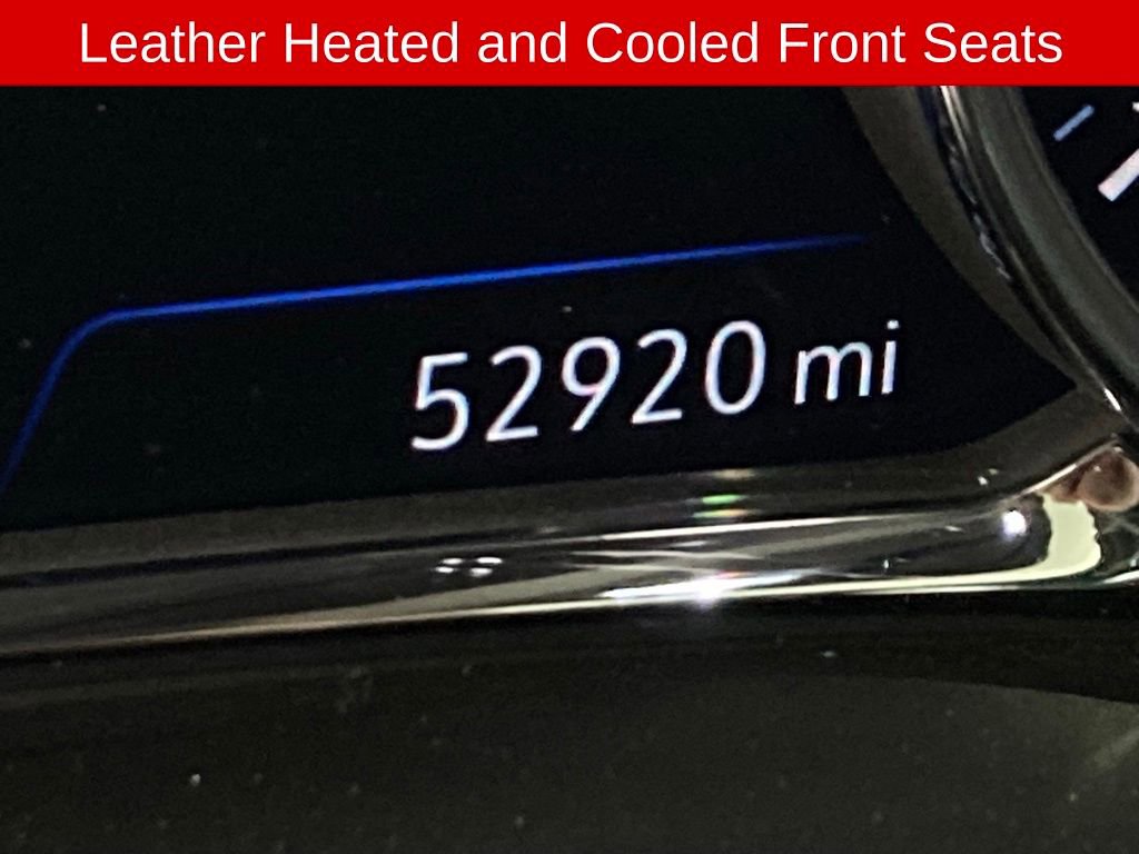 Used 2023 GMC Acadia AT4 w/ GMC Pro Grade Package image 6