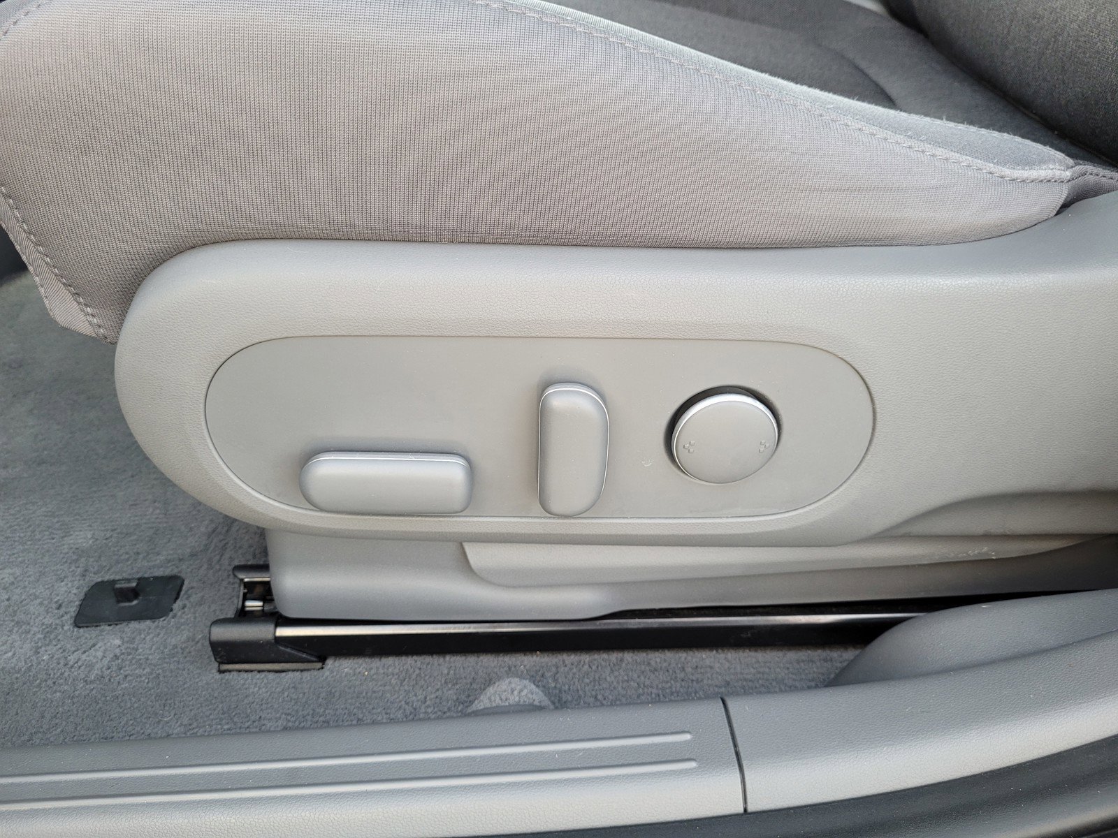 Used 2024 Hyundai Ioniq 5 SEL image 11