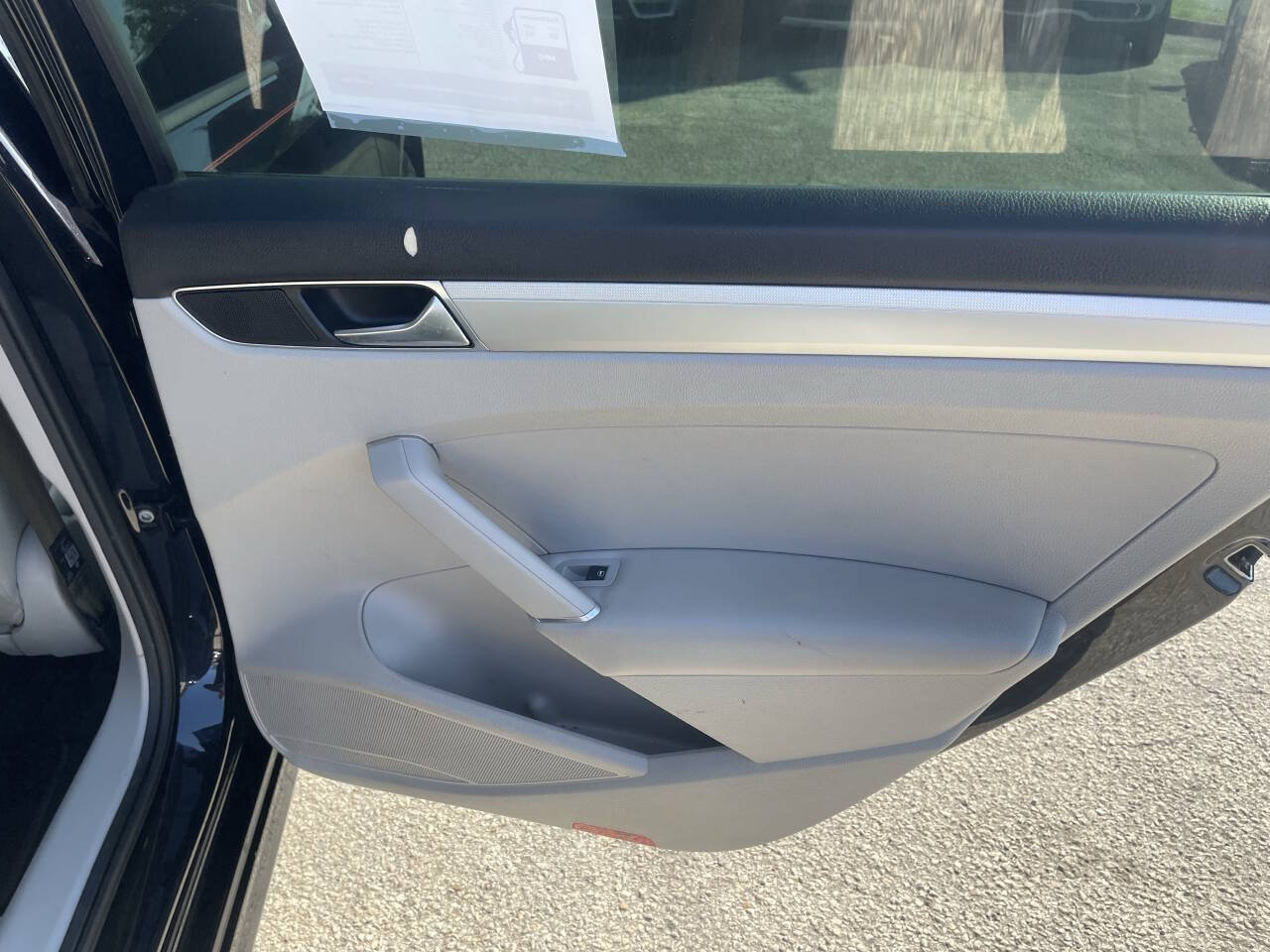 Used 2018 Volkswagen Passat 2.0T S FWD image 14