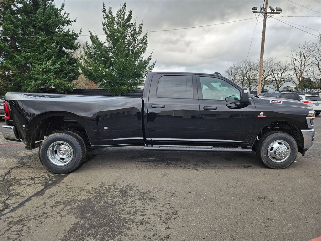 New 2026 RAM 3500 Tradesman image 8