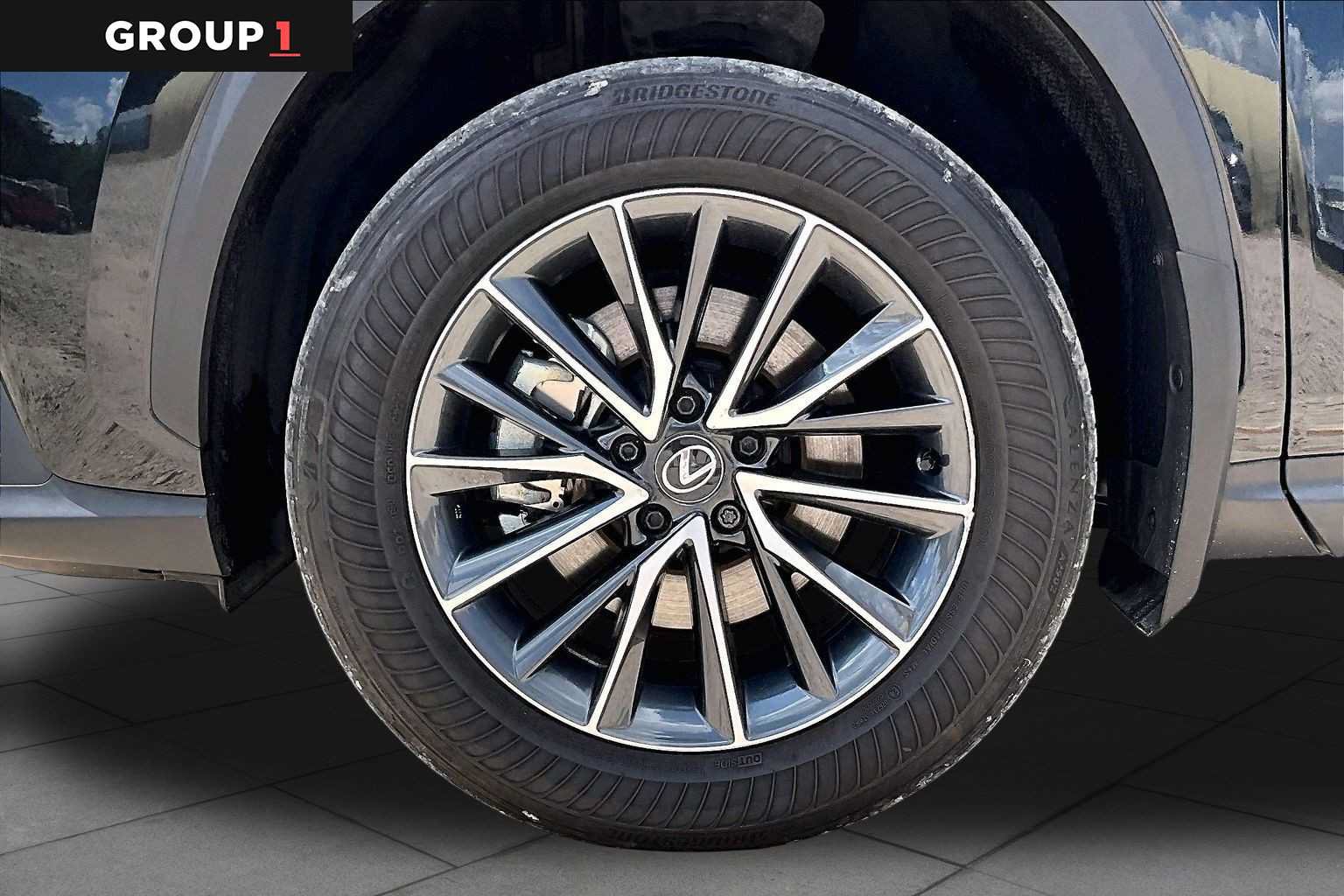 Used 2025 Lexus NX 250 FWD image 9