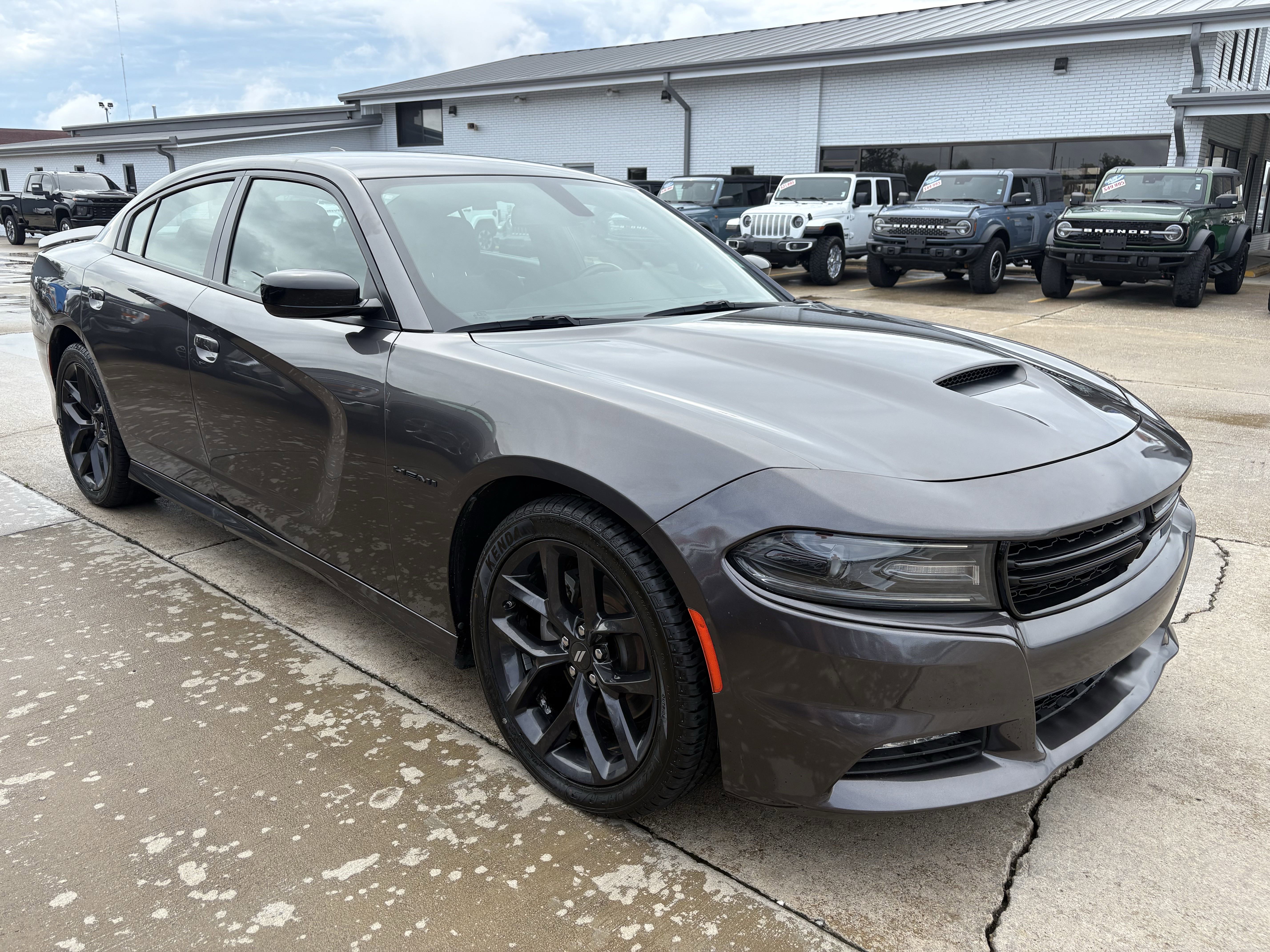 Used 2022 Dodge Charger R/T w/ Blacktop Package image 3