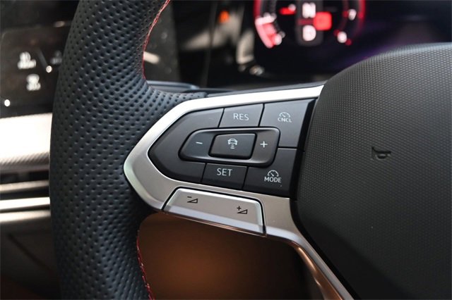 New 2025 Volkswagen GTI SE image 10