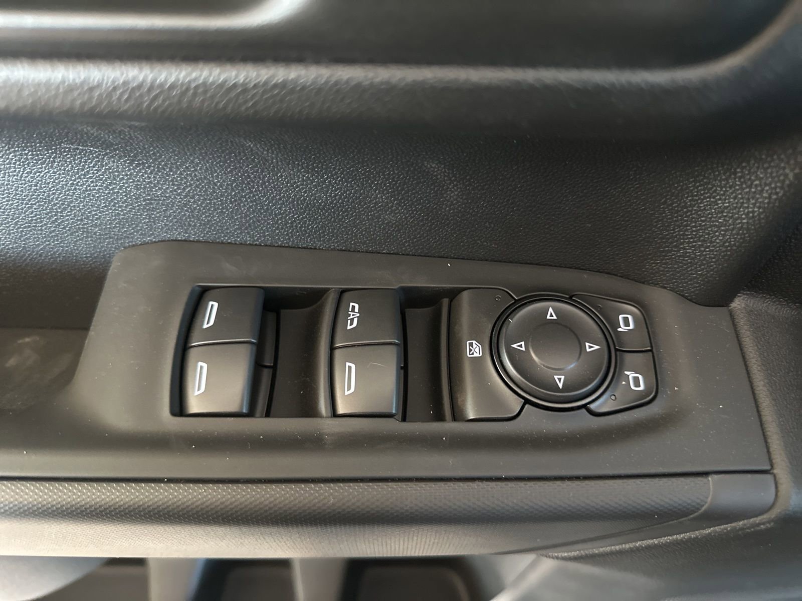 New 2026 Chevrolet Silverado 1500 Custom Trail Boss w/ Turbomax Blackout Package image 13