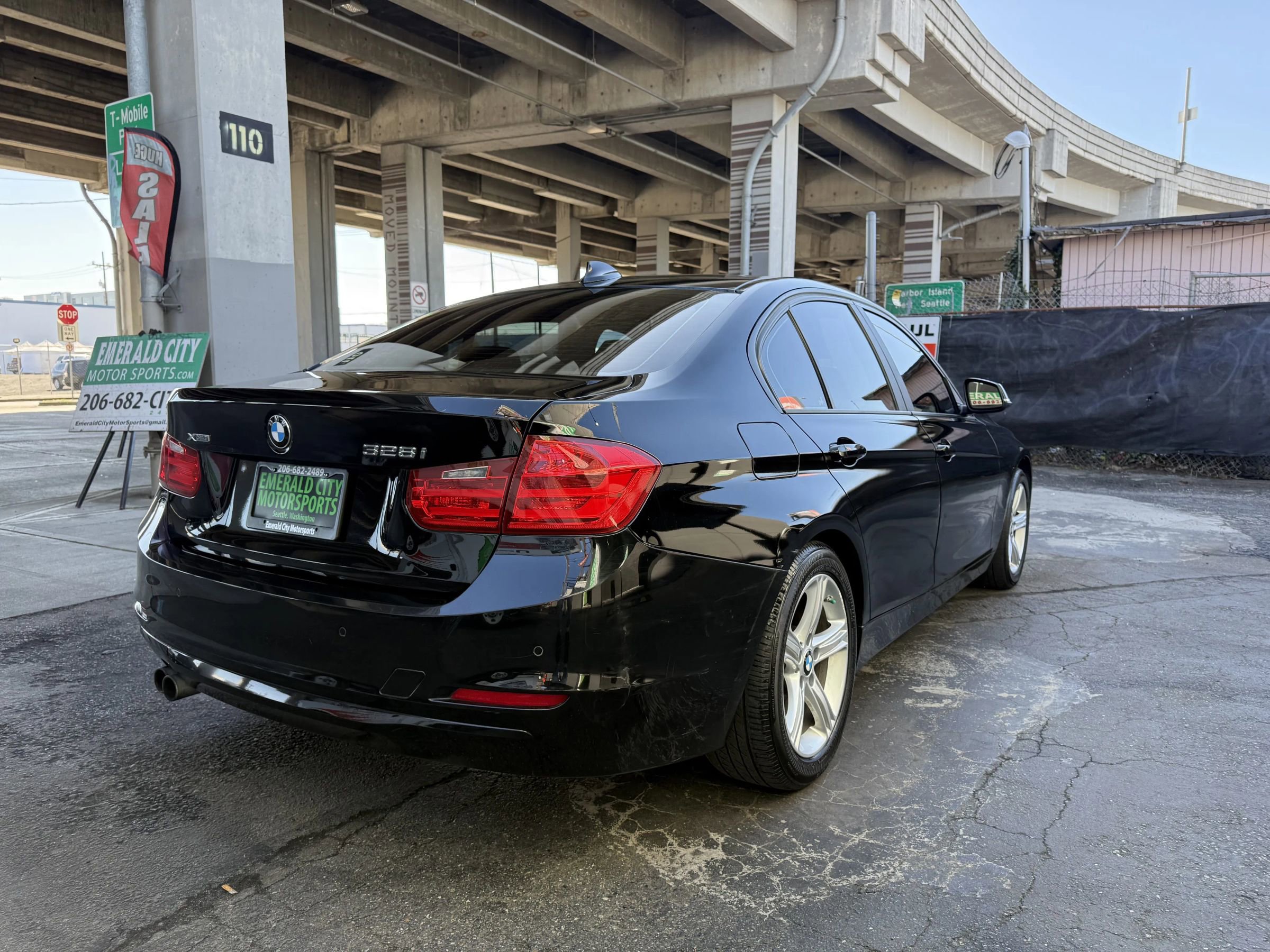 Used 2013 BMW 328i xDrive Sedan image 4