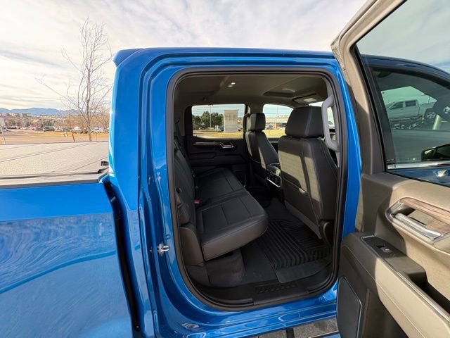 Used 2022 Chevrolet Silverado 1500 LTZ w/ LTZ Convenience Package II AWD/4WD image 29