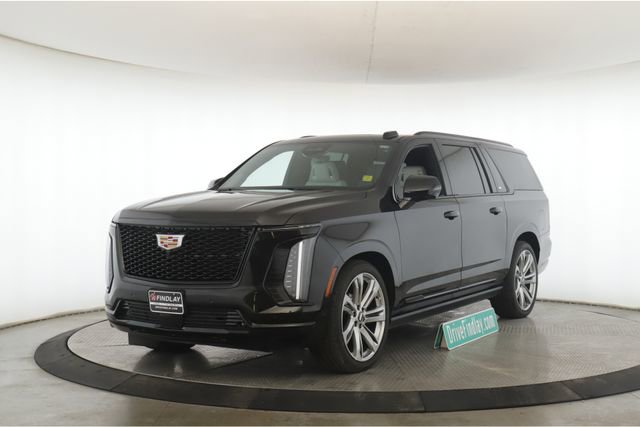 Used 2025 Cadillac Escalade ESV Sport Platinum image 10