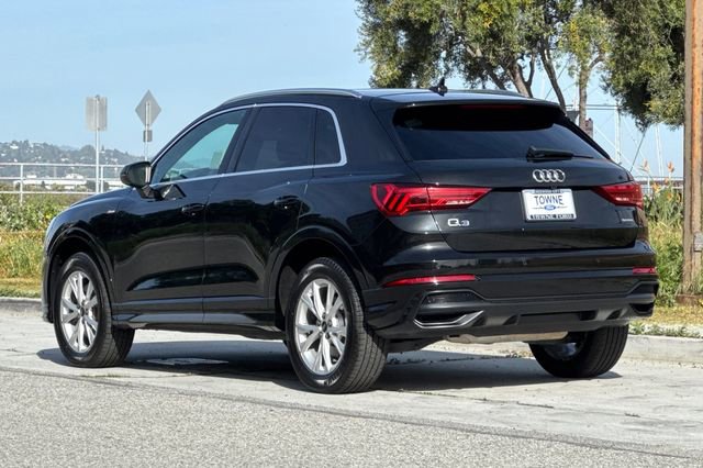 Used 2022 Audi Q3 2.0T Premium Plus w/ Premium Plus Package image 6