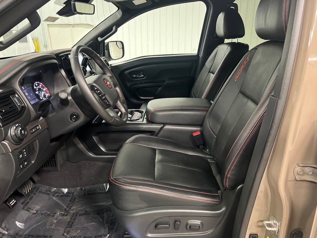 Used 2023 Nissan Titan PRO-4X w/ Pro-4x Convenience Package AWD/4WD image 13