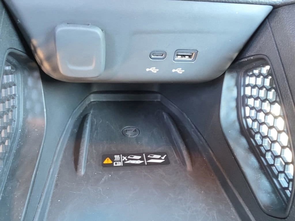 Used 2024 Chevrolet TrailBlazer RS w/ Convenience Package AWD/4WD image 22