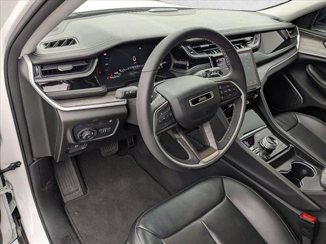 Used 2024 Jeep Grand Cherokee Limited 4xe w/ Luxury Tech Group II AWD/4WD image 9