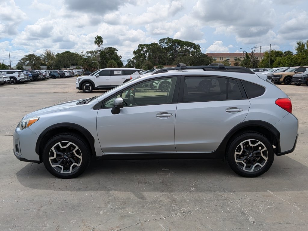 Used 2017 Subaru Crosstrek 2.0i Limited AWD/4WD image 5