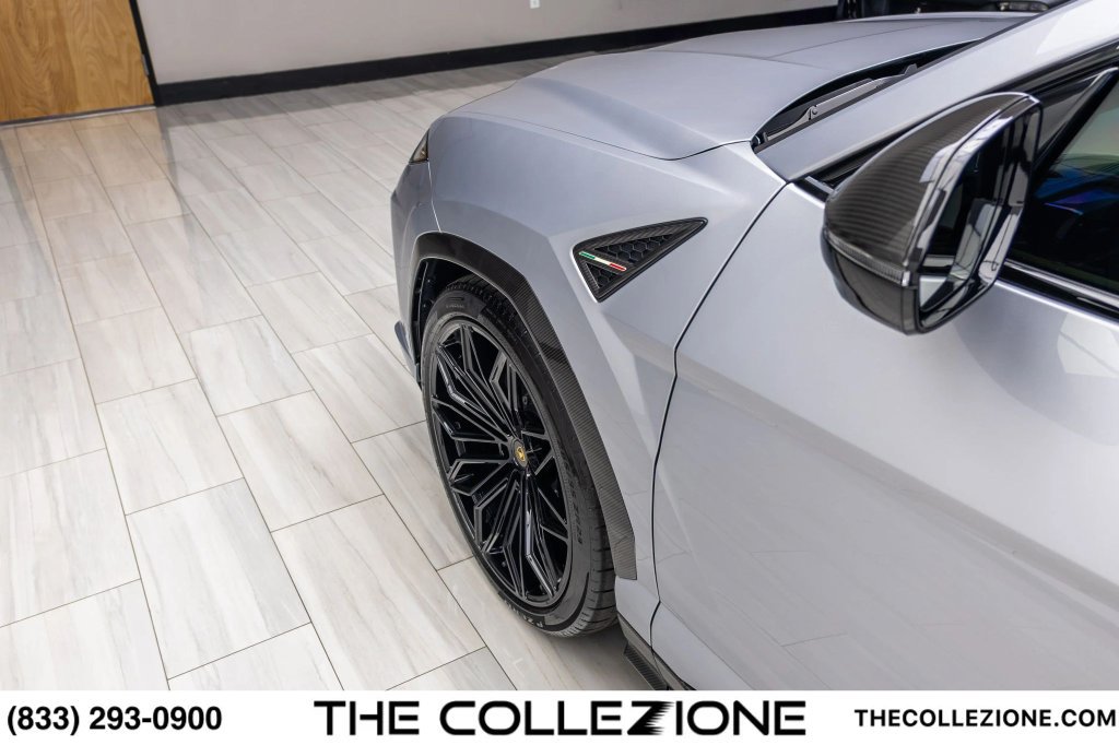 Used 2026 Lamborghini Urus SE AWD/4WD image 16