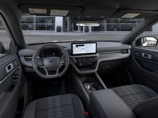 Used 2026 Ford Explorer ST-Line w/ ST-Line Street Pack image 9