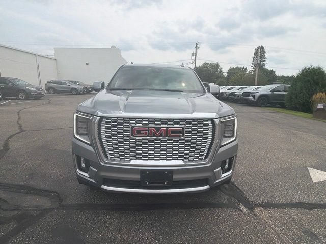 Used 2023 GMC Yukon XL Denali AWD/4WD image 8