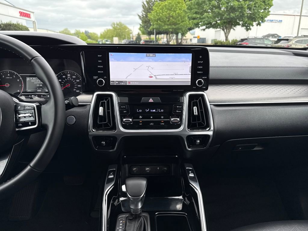 Certified 2022 Kia Sorento SX AWD/4WD image 26