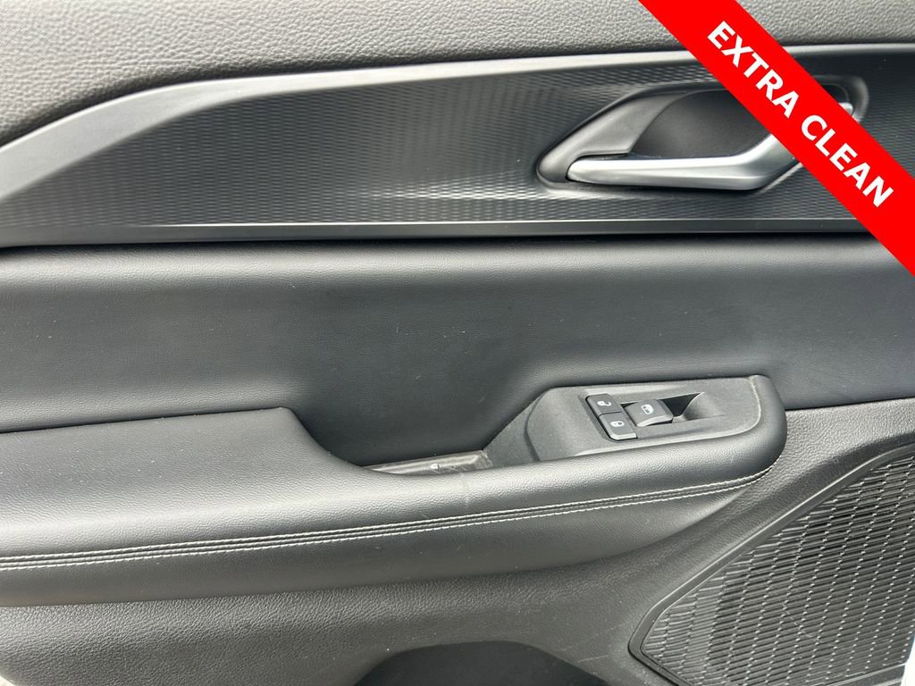 Used 2023 Jeep Grand Cherokee Altitude image 21