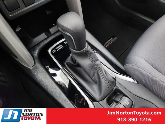 Used 2024 Toyota Corolla Cross AWD Hybrid image 21