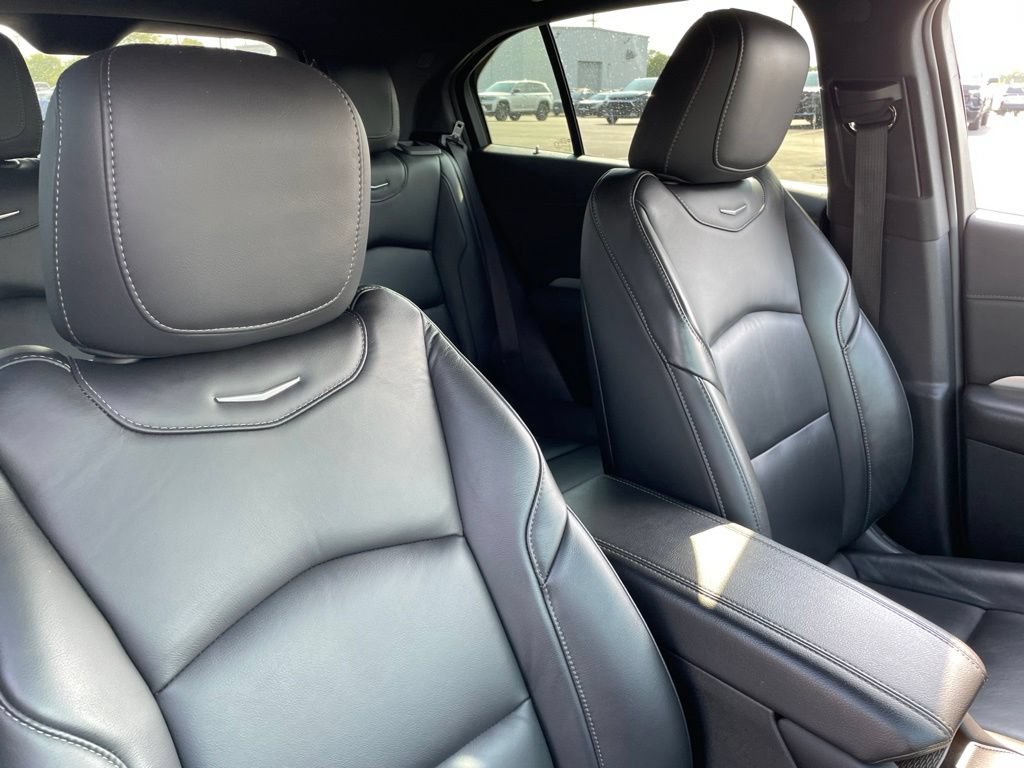 Used 2023 Cadillac XT4 Premium Luxury w/ Cold Weather Package AWD/4WD image 13
