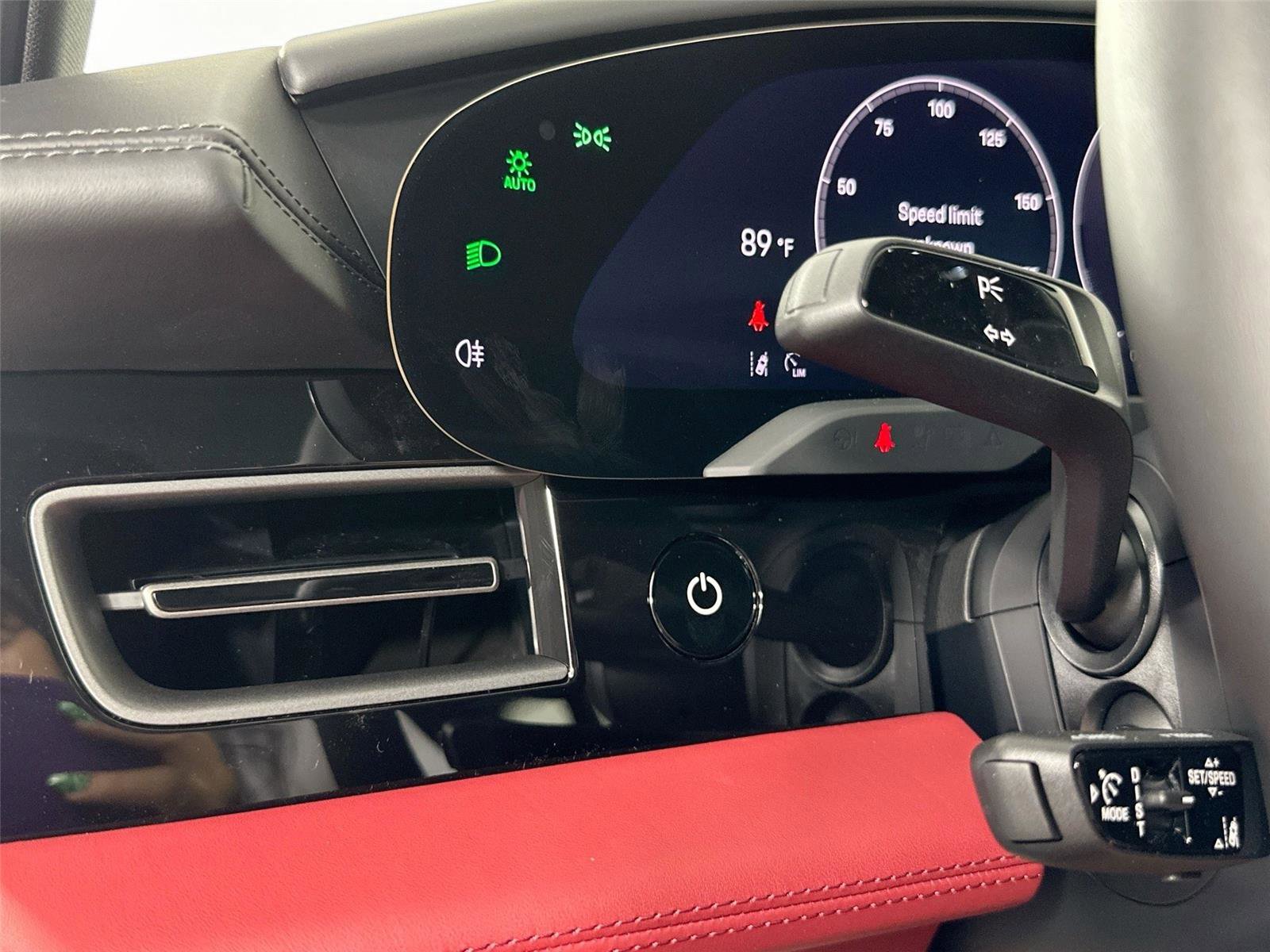 Certified 2025 Porsche Taycan AWD/4WD image 35