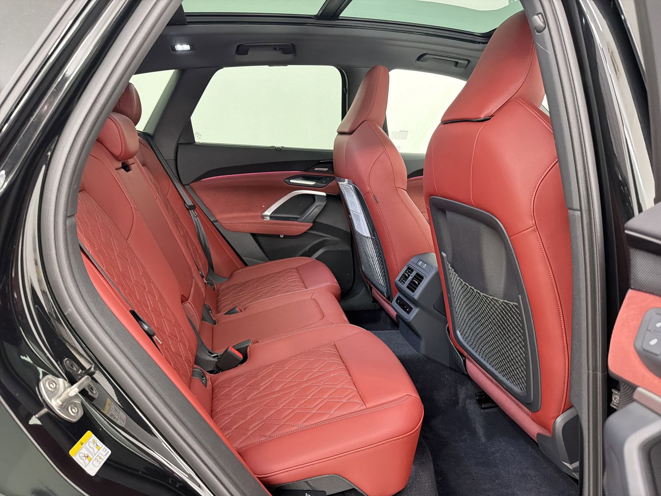 Used 2025 Audi SQ5 Prestige AWD/4WD image 25