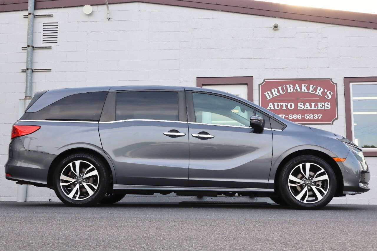 Used 2023 Honda Odyssey Touring image 11