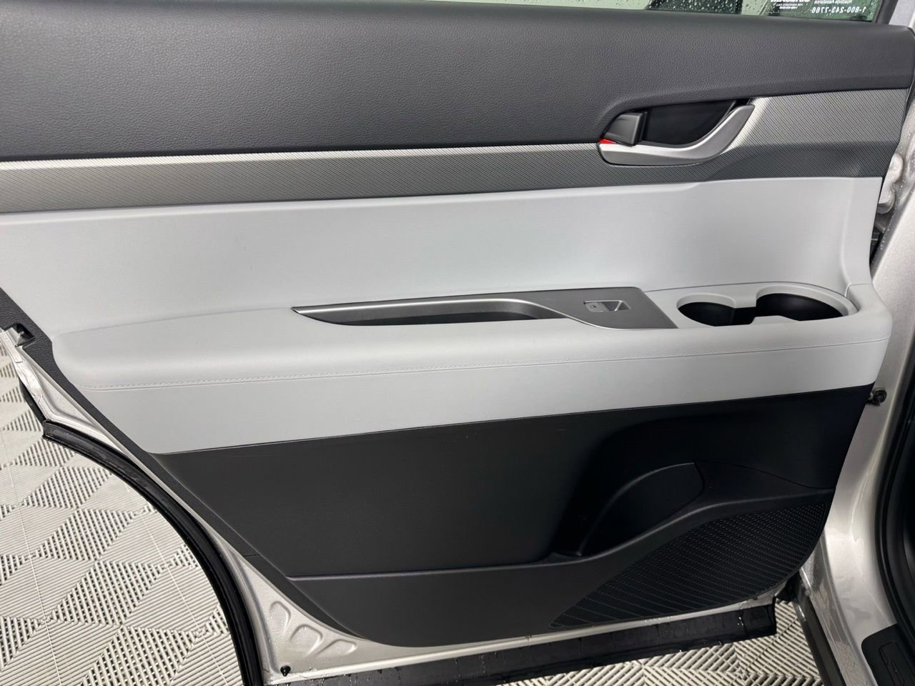 Used 2025 Hyundai Palisade SE image 27