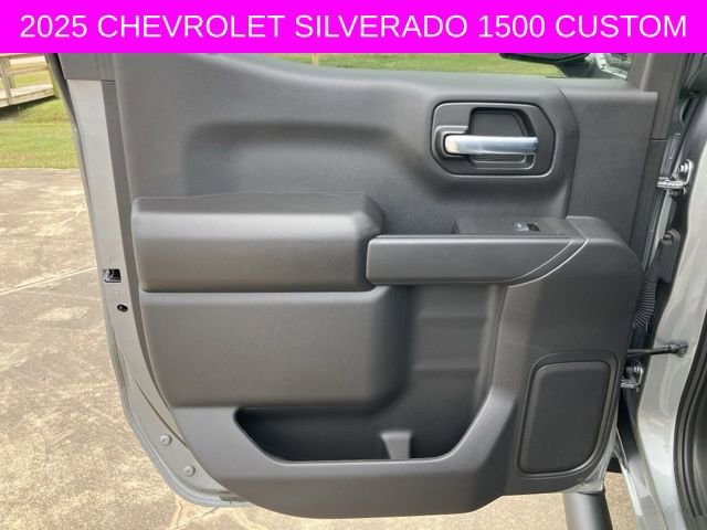 Used 2025 Chevrolet Silverado 1500 Custom w/ Turbomax Blackout Package image 18