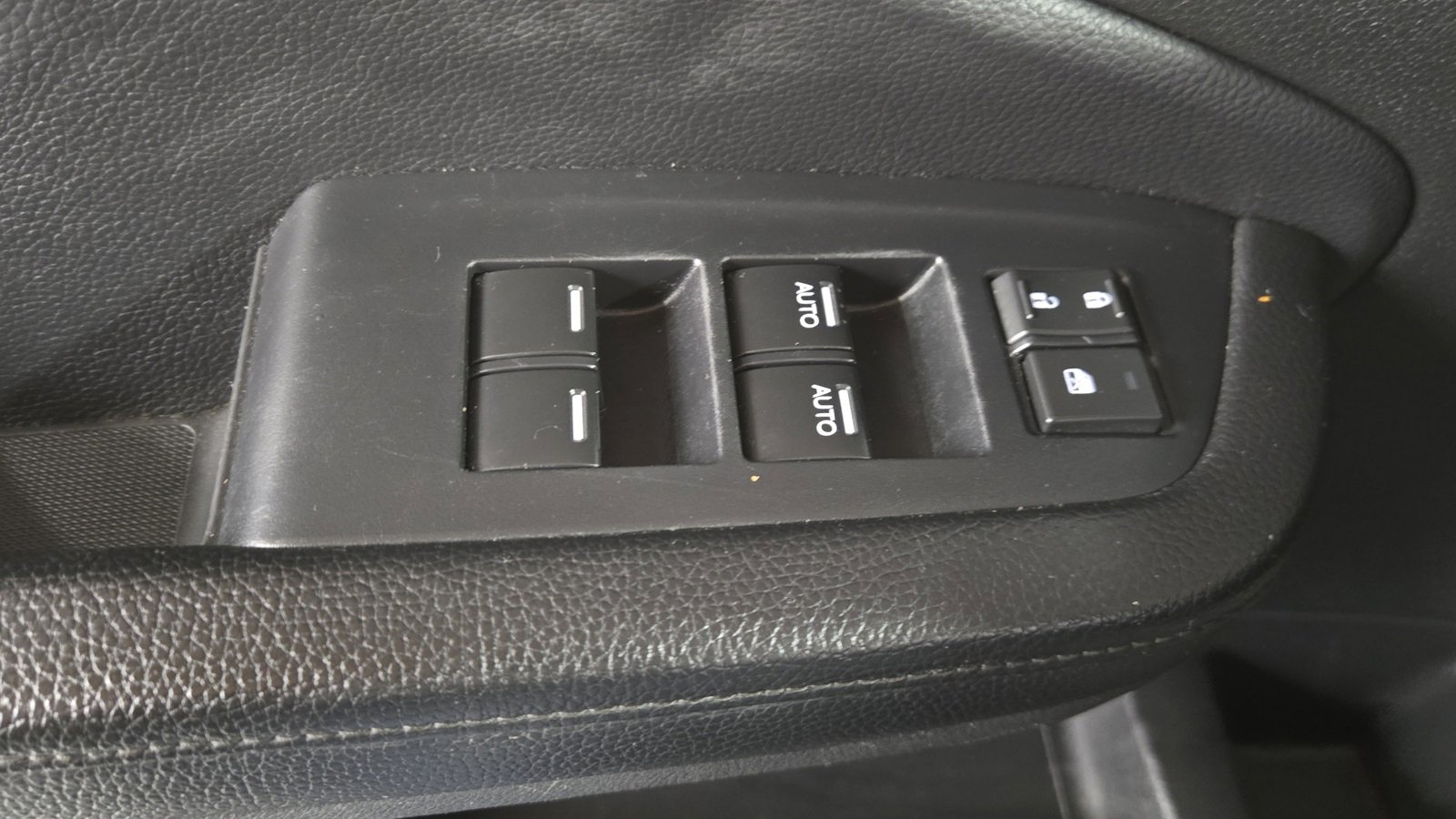 Used 2021 Honda Passport EX-L image 23