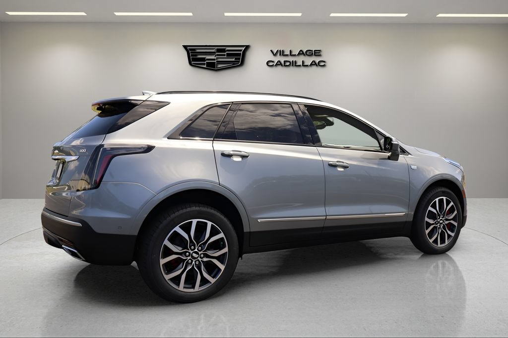 New 2026 Cadillac XT5 Premium Luxury w/ Driver Assist Package FWD image 5