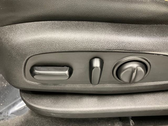 Used 2020 GMC Terrain SLT image 22