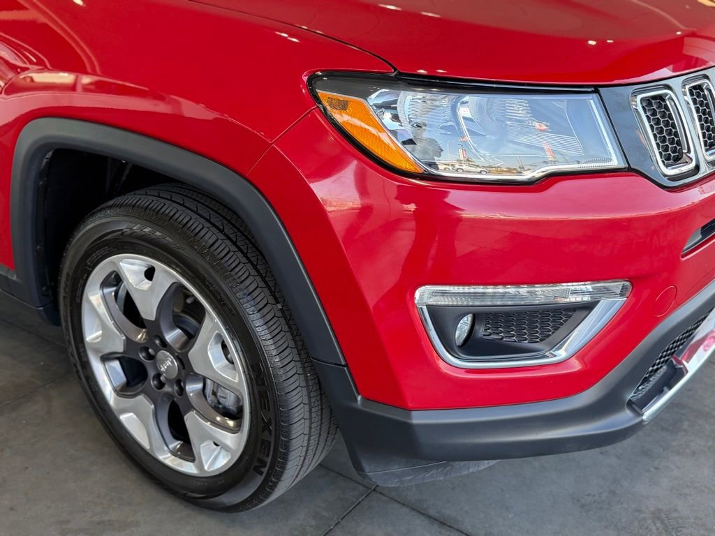 Used 2020 Jeep Compass Limited w/ Rear Convenience Group AWD/4WD image 8