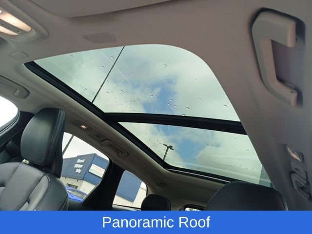 Used 2022 Volvo XC60 B5 Momentum w/ Advanced Package image 22