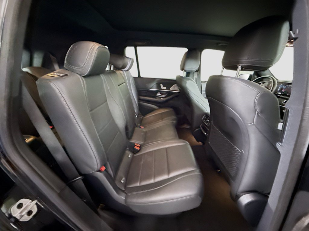 Used 2025 Mercedes-Benz GLS 450 4MATIC image 26