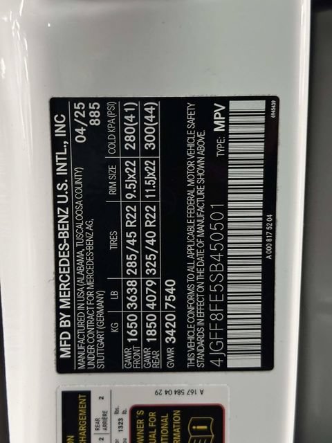 Certified 2025 Mercedes-Benz GLS 580 4MATIC image 40