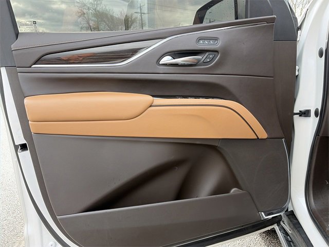 Used 2021 Cadillac Escalade Sport w/ Driver Assist Tech Package image 14