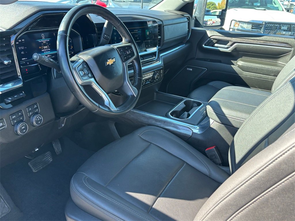 Used 2024 Chevrolet Silverado 2500 LTZ w/ LTZ Texas Edition image 7