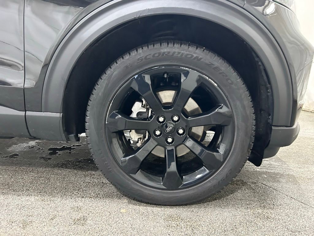 Certified 2023 Ford Explorer ST-Line w/ Class IV Trailer Tow Package image 11