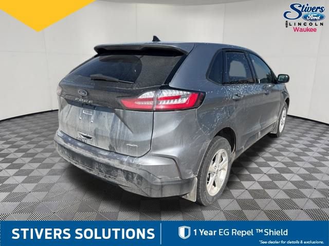 Used 2024 Ford Edge SE image 4