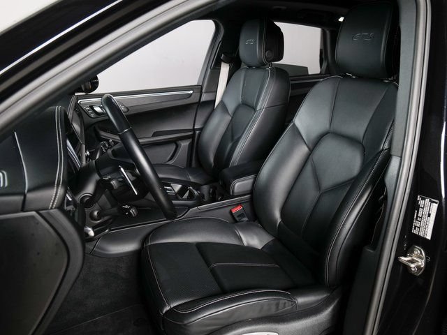 Certified 2023 Porsche Macan GTS AWD/4WD image 5