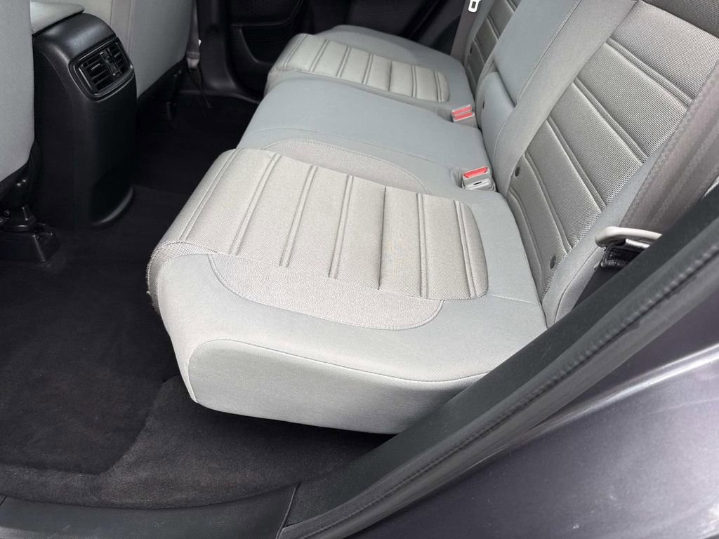 Used 2017 Honda CR-V LX image 16