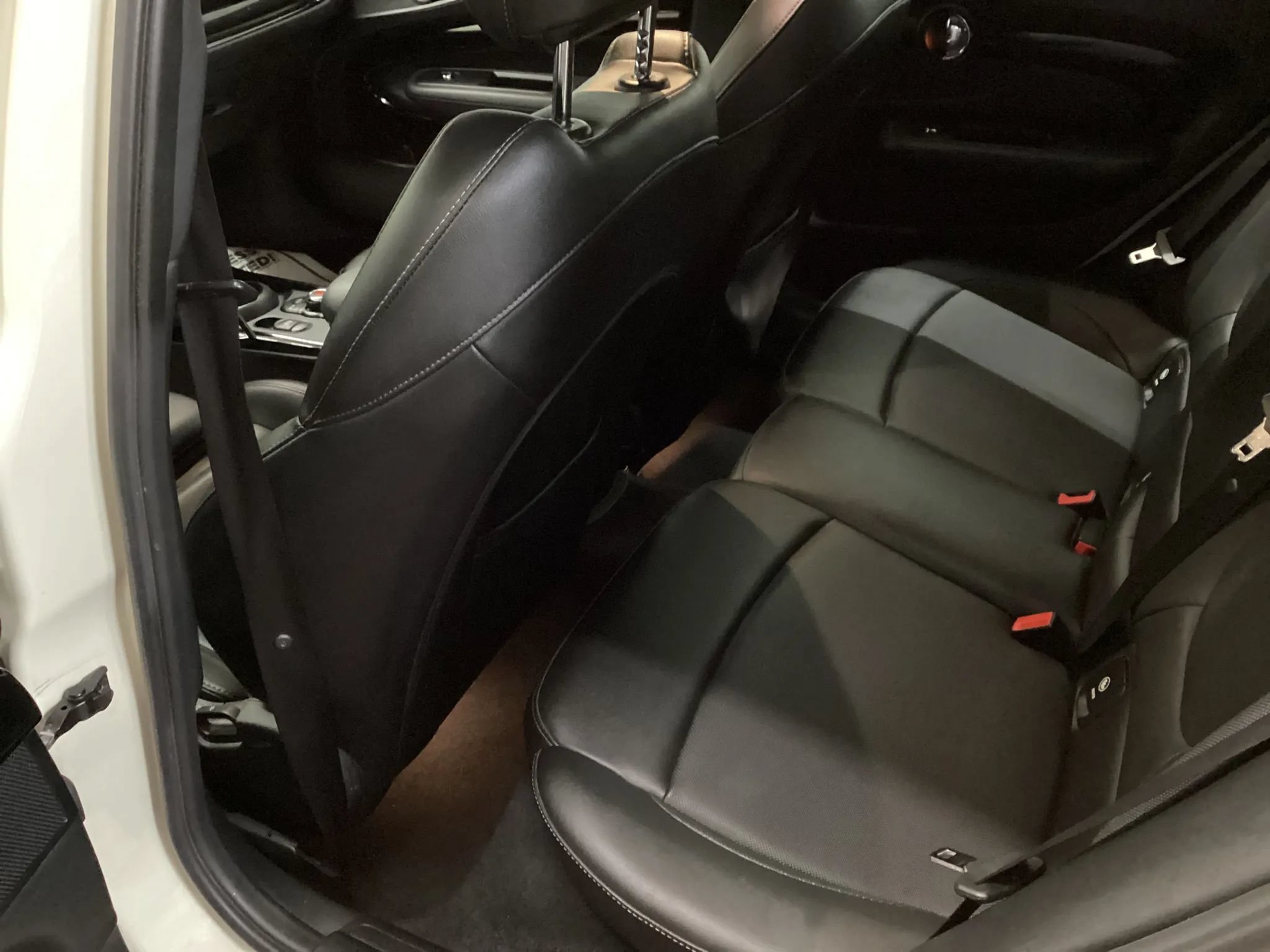 Used 2019 MINI Cooper Clubman S AWD/4WD image 5