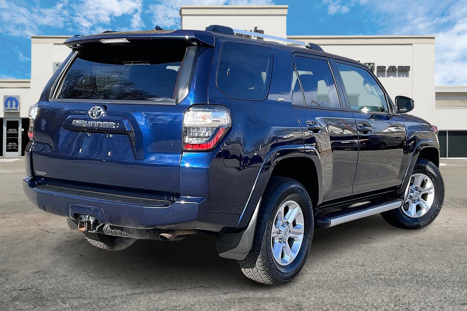 Used 2022 Toyota 4Runner SR5 image 2