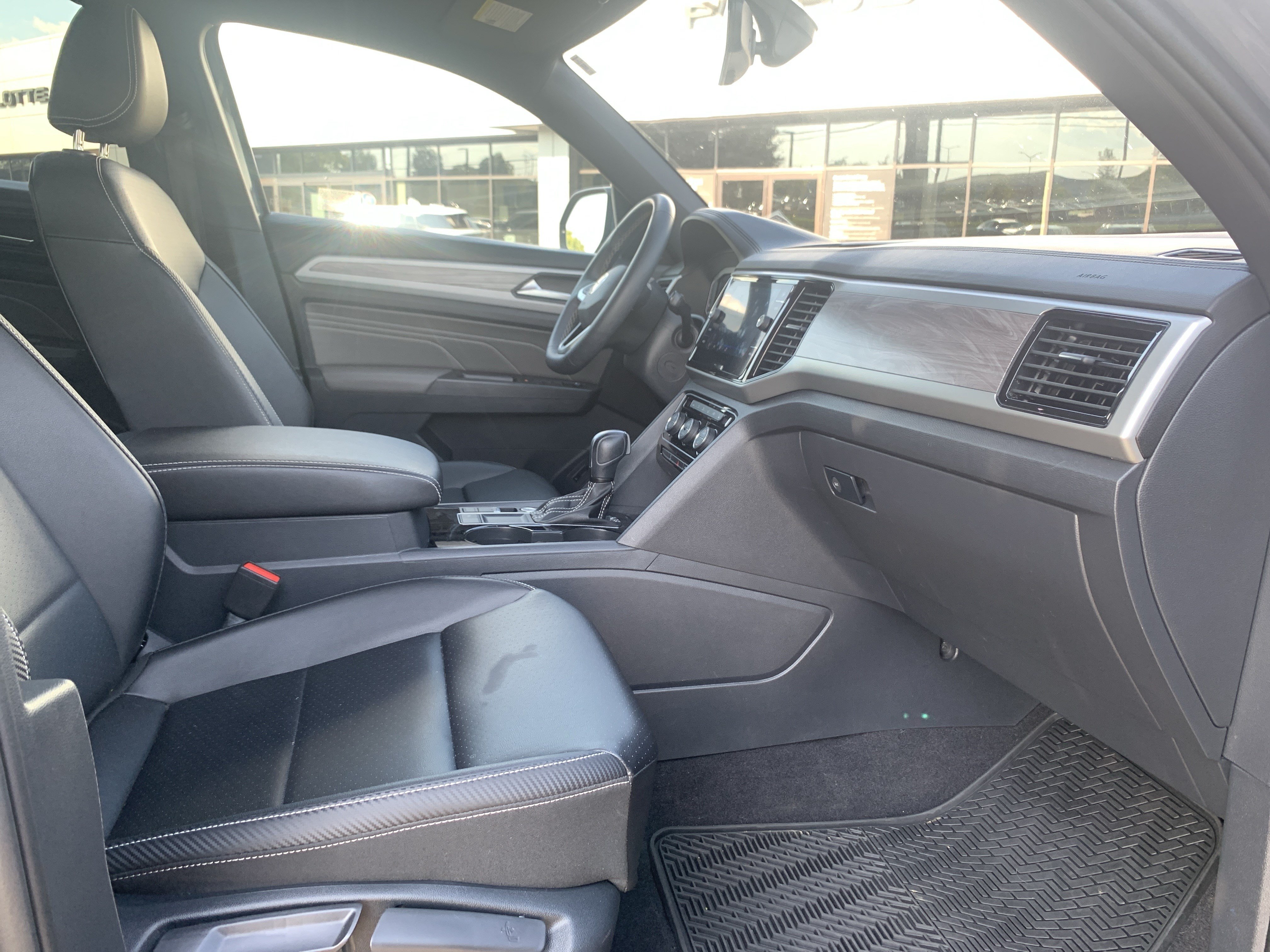Used 2023 Volkswagen Atlas Cross Sport SE w/ Black Wheel Package FWD image 35