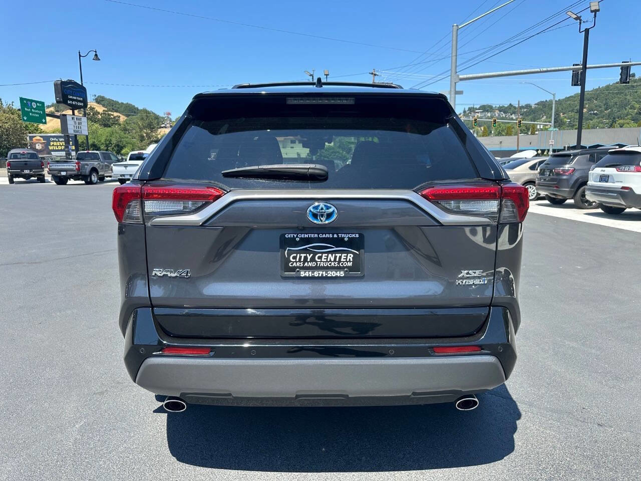 Used 2019 Toyota RAV4 XSE image 20