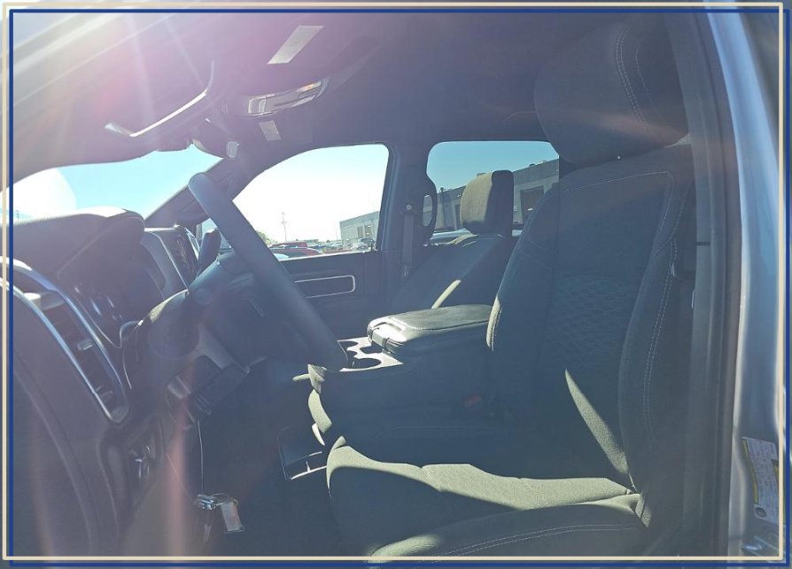 Used 2026 RAM 2500 Big Horn AWD/4WD image 2