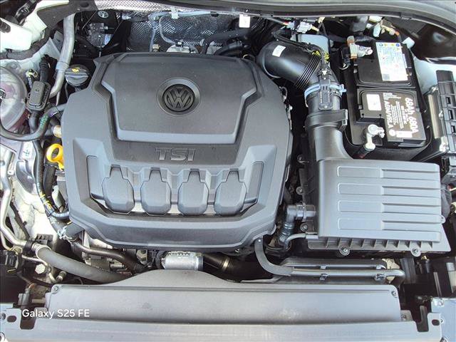 Used 2023 Volkswagen Tiguan SE w/ Panoramic Sunroof Package FWD image 25